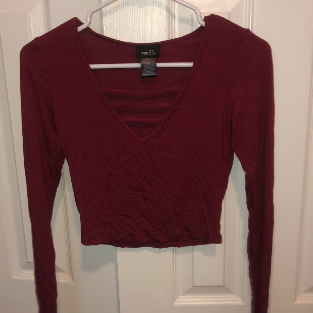 Adorable fitted rue 21 long sleeve shirt